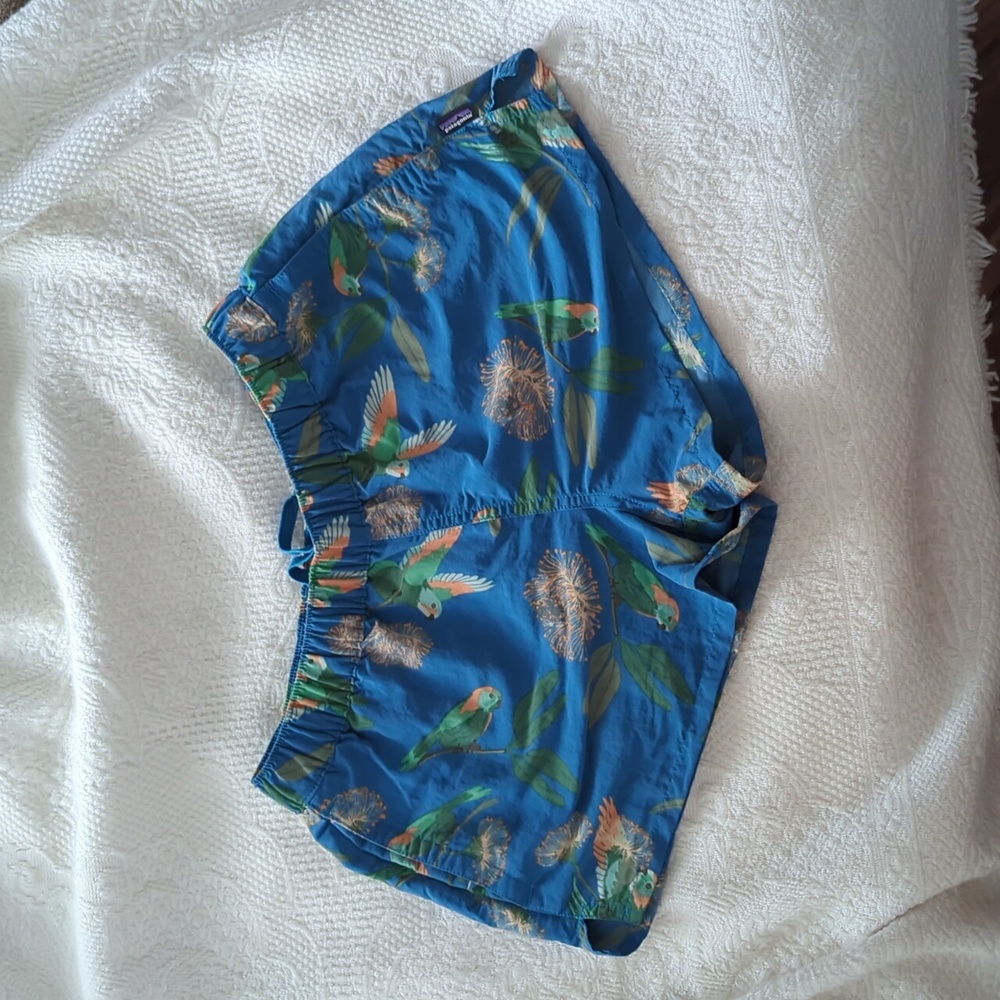 Patagonia barely baggies active shorts